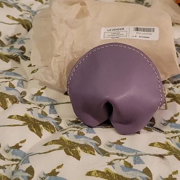 Portland Leather Lavender Fortune Cookie Pouch - Picture 2 of 3